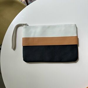 Stylish Tricolor Wristlet Clutch